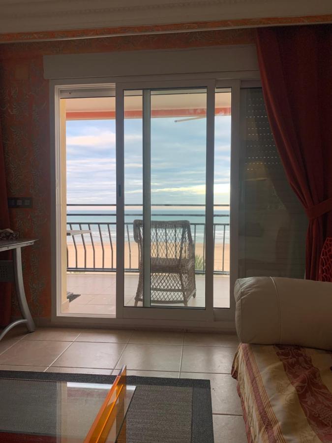 Magnificos Apartamentos Ondina En La Primera Linea De La Playa De Gandia Ngoại thất bức ảnh